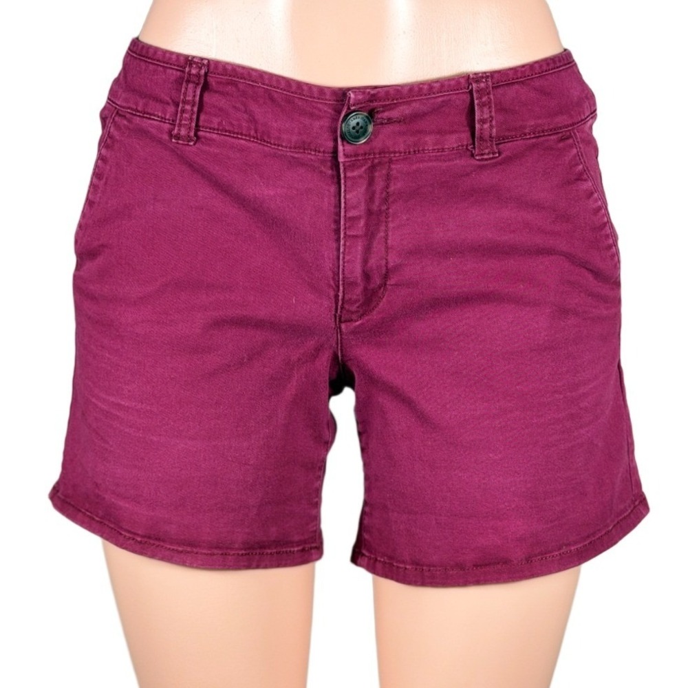 American Eagle Outfitters Women Burgundy Midi Chino Shorts Size 8 Stretch Wine